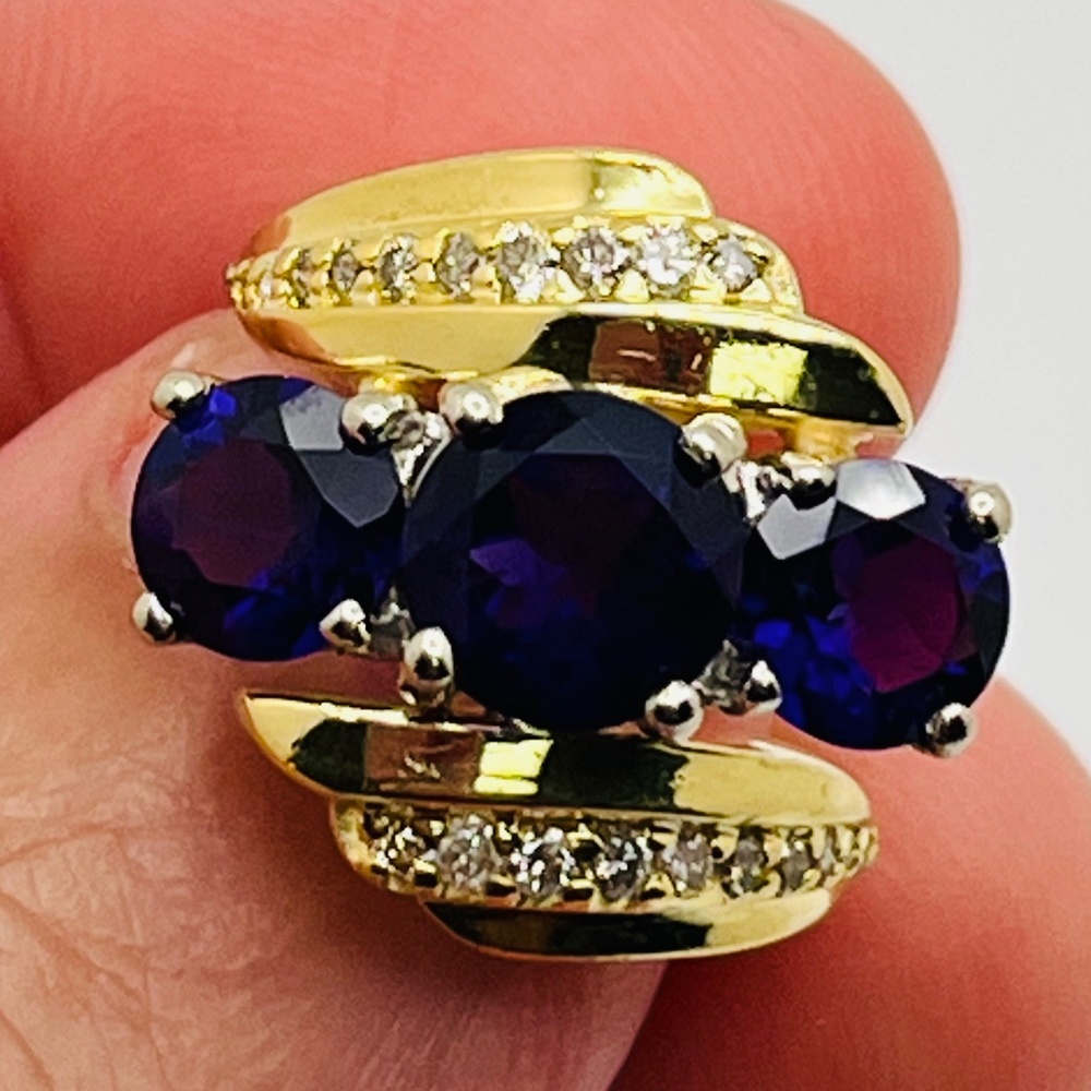 MWI by Michael Werdiger Deep Amethyst Vintage Cocktail Ring In 18K YELLOW Gold
